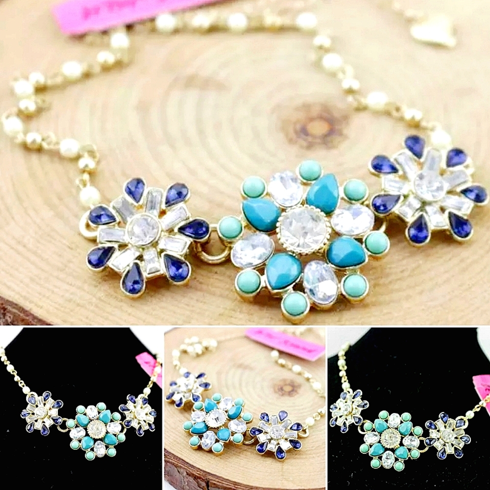 Gold White pearl beaded dark blue teal crystal flower necklace